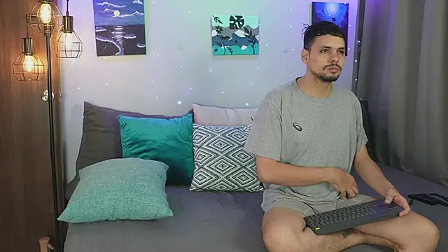 Cleoanubis- online show from 10-17-25, 05:33