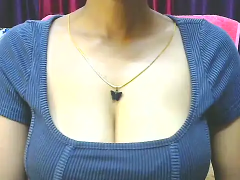 Snapshot of ishmita99 chatting on 03-01-26, 03:06 ishmita99 online show from 03-01-26, 03:06