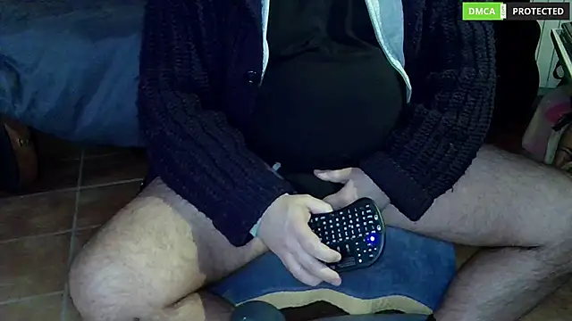 Snapshot of MultiOrgasmicLover chatting on 02-14-25, 08:42 MultiOrgasmicLover online show from 02-14-25, 08:42