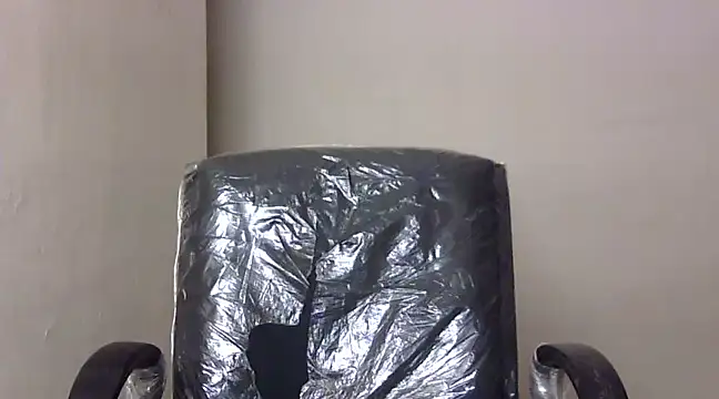 lola-   online show from 12-27-24, 02:01