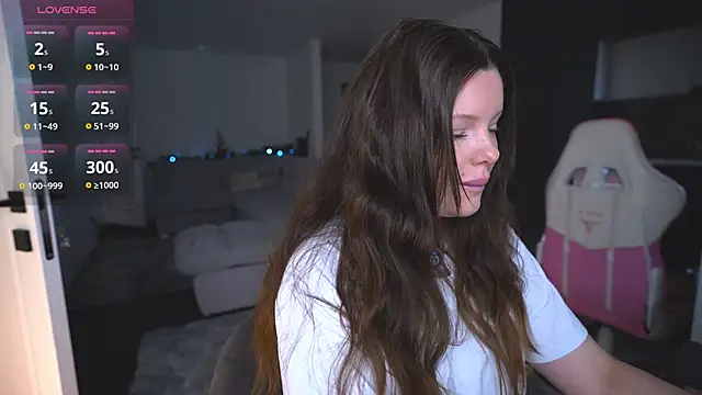 Snapshot of Your_Sweet_Julia chatting on 03-25-26, 04:56 Your Sweet Julia online show from 03-25-26, 04:56