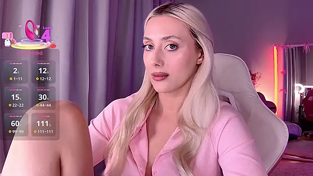 LoryWood online show from 04-18-26, 03:14