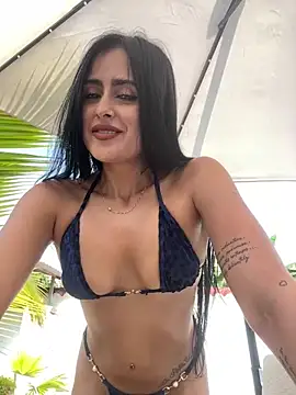 Snapshot of Alexandra_duque chatting on 02-23-25, 08:00 Alexandra duque online show from 02-23-25, 08:00