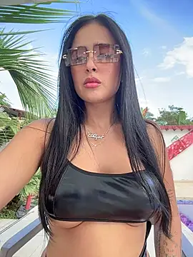 Alexandra duque online show from 11-15-25, 08:24