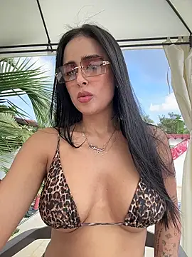 Alexandra duque online show from 11-08-25, 08:23