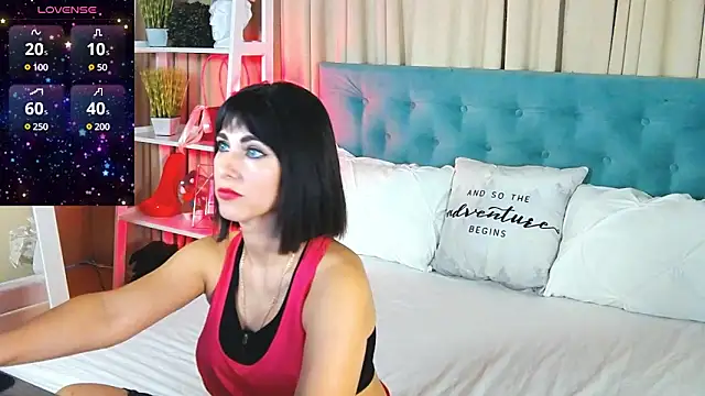 Snapshot of HeidiBloom chatting on 02-21-25, 02:38 HeidiBloom online show from 02-21-25, 02:38