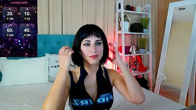 Snapshot of HeidiBloom chatting on 03-12-25, 01:51 HeidiBloom online show from 03-12-25, 01:51