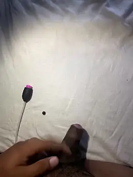 Snapshot of delasan chatting on 10-26-25, 08:42 delasan online show from 10-26-25, 08:42