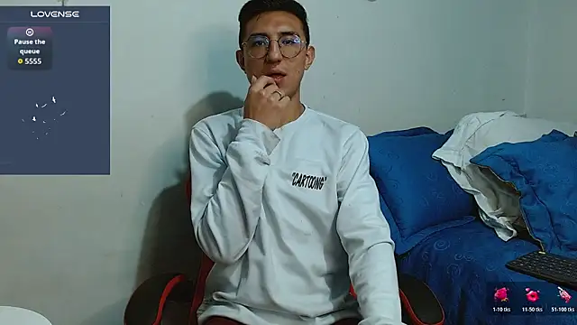 samfox  online show from 03-31-26, 11:23