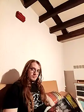 nicolasdumand21 online show from 11-12-25, 09:40