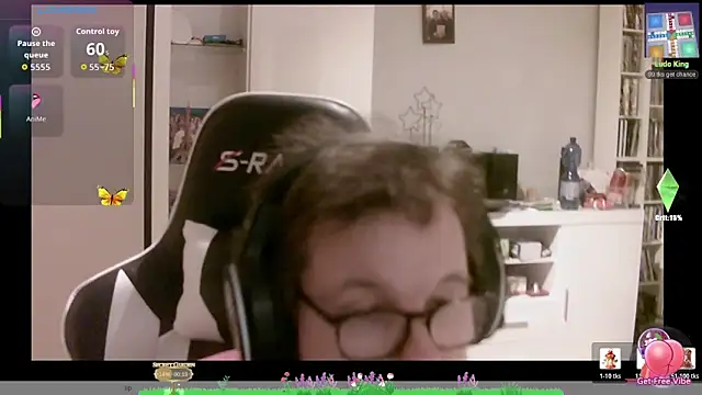 Snapshot of larsgessner30 chatting on 06-07-26, 01:55 larsgessner30 online show from 06-07-26, 01:55