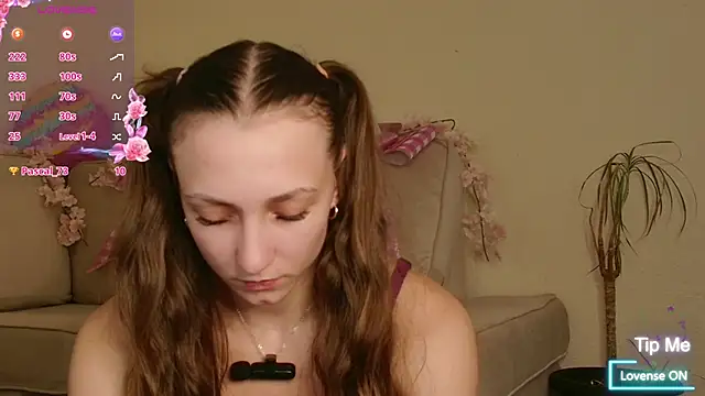 Snapshot of Milky_flexy_cat chatting on 05-09-26, 03:48 Milky flexy cat online show from 05-09-26, 03:48