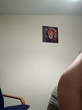 Milky flexy cat online show from 03-08-25, 09:18