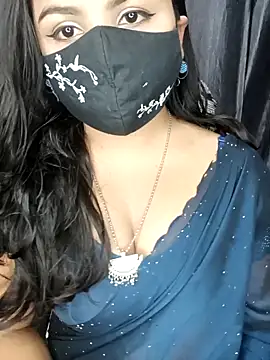 Snapshot of Tanvi-patil chatting on 06-14-26, 04:30 Tanvi-patil online show from 06-14-26, 04:30