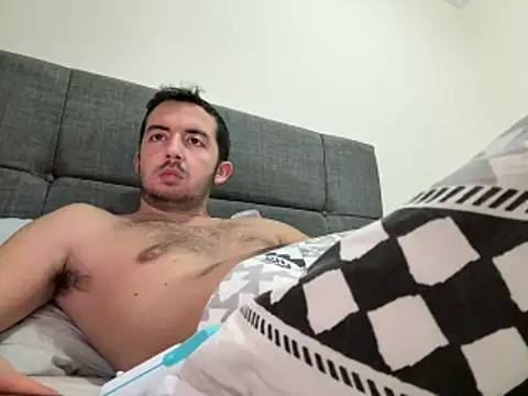 laynufff online show from 12-22-25, 05:02