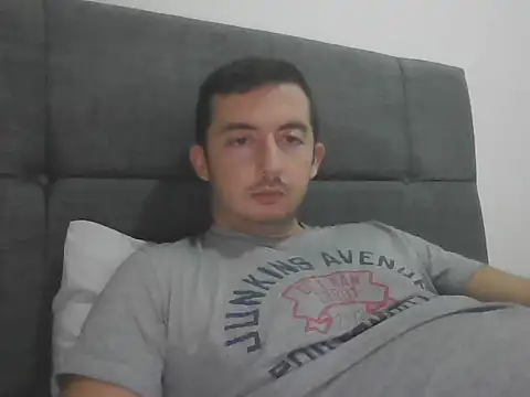 laynufff online show from 10-15-25, 06:49