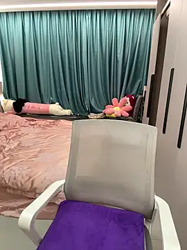 palzkybi123 online show from 02-11-26, 02:22