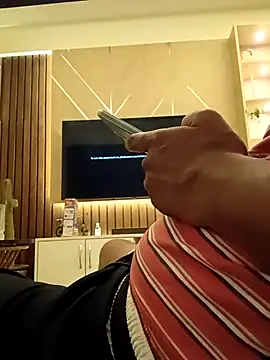 SexyMama boy online show from 04-18-26, 07:40