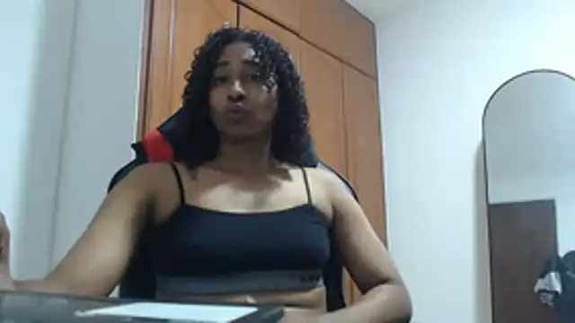 yohatinelly07 online show from 01-18-26, 01:42