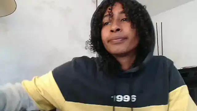 yohatinelly07 online show from 11-16-25, 04:12