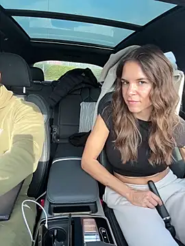 JuicyFruits93 online show from 02-05-26, 10:44