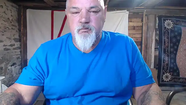 Snapshot of Newfiesausage1972 chatting on 06-19-26, 12:11 Newfiesausage1972 online show from 06-19-26, 12:11