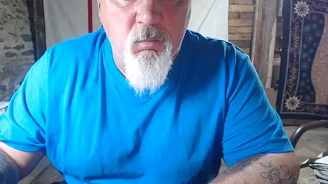 Snapshot of Newfiesausage1972 chatting on 06-20-26, 07:46 Newfiesausage1972 online show from 06-20-26, 07:46