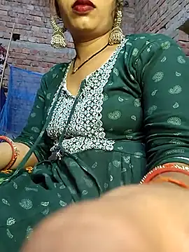 Snapshot of Simaran_bhabhi chatting on 03-12-25, 03:51 Simaran bhabhi online show from 03-12-25, 03:51