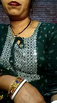 Snapshot of Simaran_bhabhi chatting on 03-14-25, 02:52 Simaran bhabhi online show from 03-14-25, 02:52