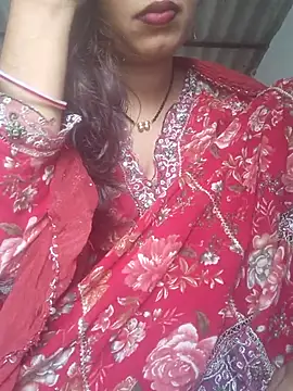Snapshot of Simaran_bhabhi chatting on 10-21-25, 01:16 Simaran bhabhi online show from 10-21-25, 01:16
