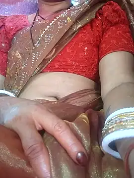 Snapshot of Simaran_bhabhi chatting on 03-14-25, 06:42 Simaran bhabhi online show from 03-14-25, 06:42