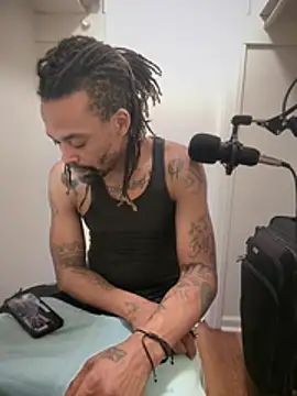 1BeautyN1Beast online show from 02-17-26, 08:55