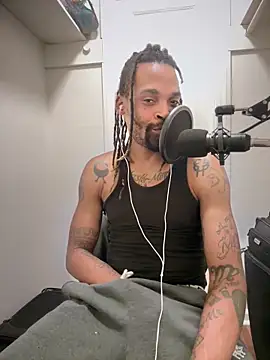 1BeautyN1Beast online show from 02-16-26, 08:51