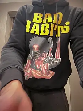 1BeautyN1Beast online show from 11-18-25, 03:15