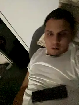 Hotmix3 online show from 11-01-25, 01:45