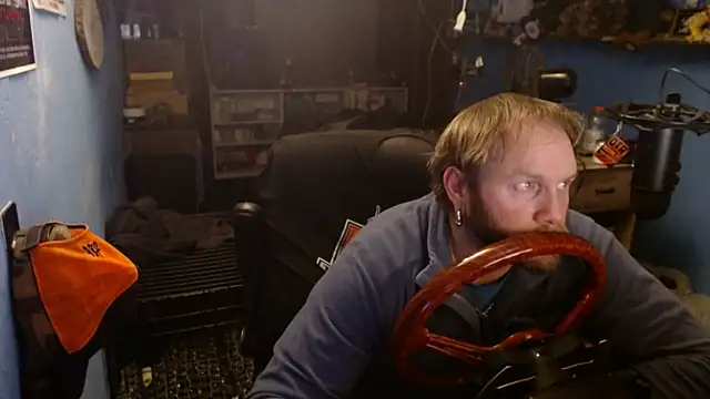 long thinmint86 online show from 02-27-25, 01:17