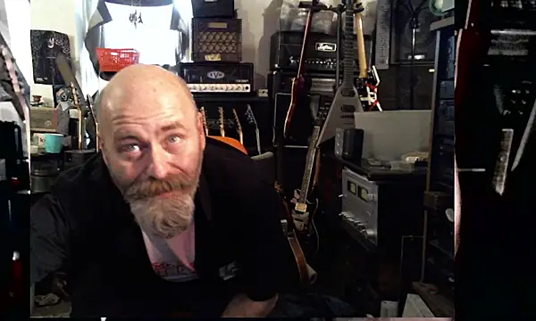 Snapshot of SirGarMack chatting on 02-02-26, 05:23 SirGarMack online show from 02-02-26, 05:23