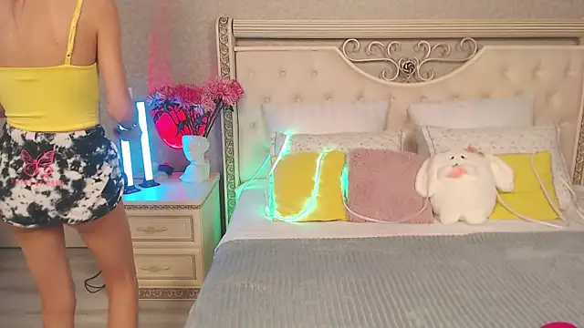 Lina Robbins online show from 02-18-26, 11:34