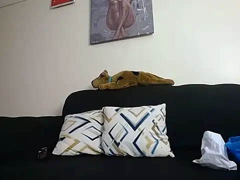 hoely grail01 online show from 11-11-25, 07:08