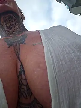 Snapshot of YourMommyBlair chatting on 03-09-25, 06:50 YourMommyBlair online show from 03-09-25, 06:50