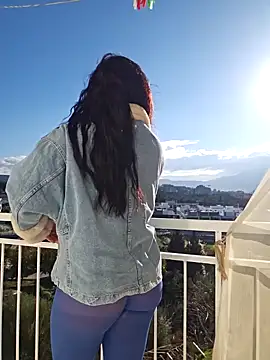 Snapshot of YourMommyBlair chatting on 02-06-25, 07:13 YourMommyBlair online show from 02-06-25, 07:13