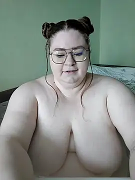 Snapshot of Chloe_WS chatting on 09-22-25, 05:02 Chloe WS online show from 09-22-25, 05:02