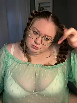 Snapshot of Chloe_WS chatting on 02-07-25, 04:37 Chloe WS online show from 02-07-25, 04:37