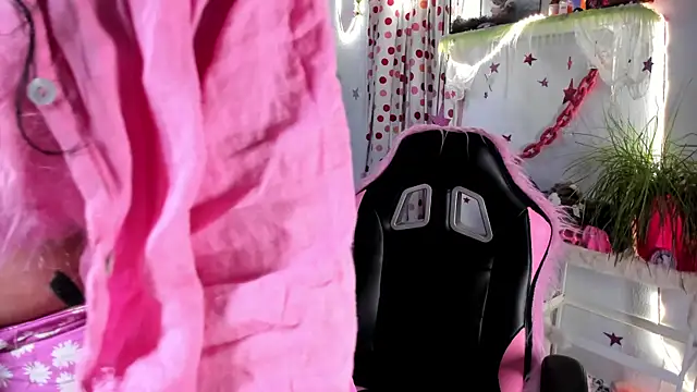 lady sontse  online show from 04-19-26, 07:16