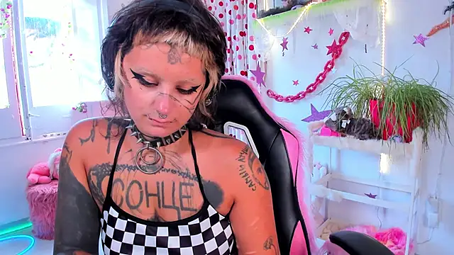 lady sontse  online show from 06-27-26, 04:46