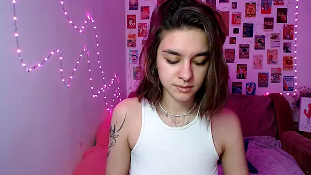 Snapshot of Celine_Dionn chatting on 12-03-24, 09:06 Celine Dionn online show from 12-03-24, 09:06