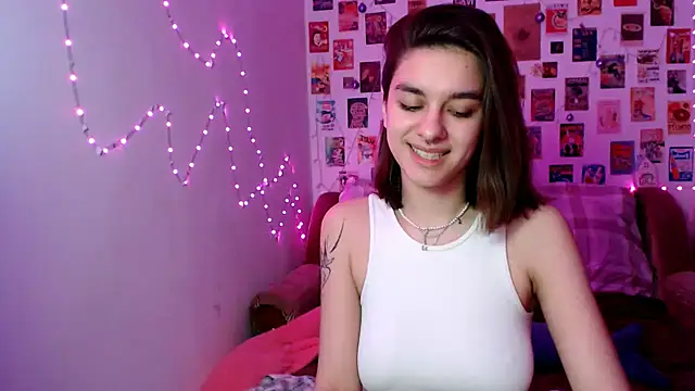 Snapshot of Celine_Dionn chatting on 01-05-25, 04:59 Celine Dionn online show from 01-05-25, 04:59