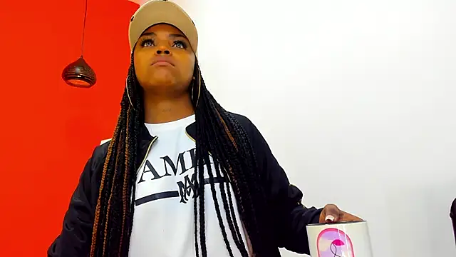 malu horny 69 online show from 12-22-24, 11:33