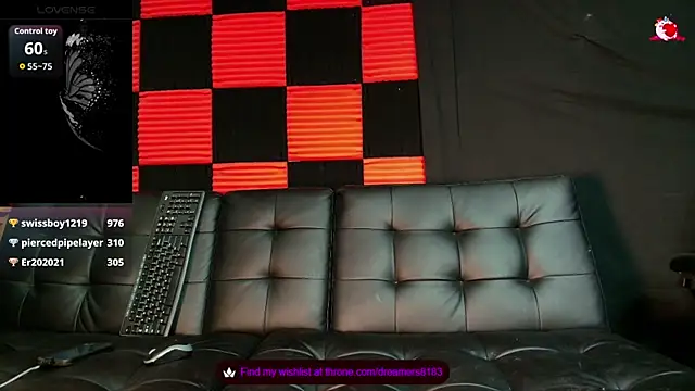 Snapshot of Dreamer8183 chatting on 09-27-25, 03:07 Dreamer8183 online show from 09-27-25, 03:07