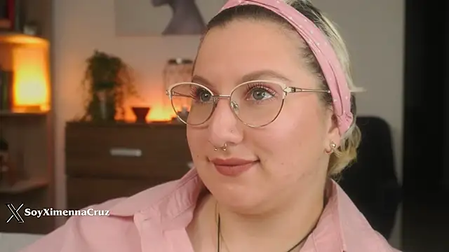 Ximenna Cruz online show from 02-18-26, 11:39